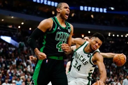 开云APP-末节16分！霍弗德聊发少年狂 隔扣字母哥改变局势